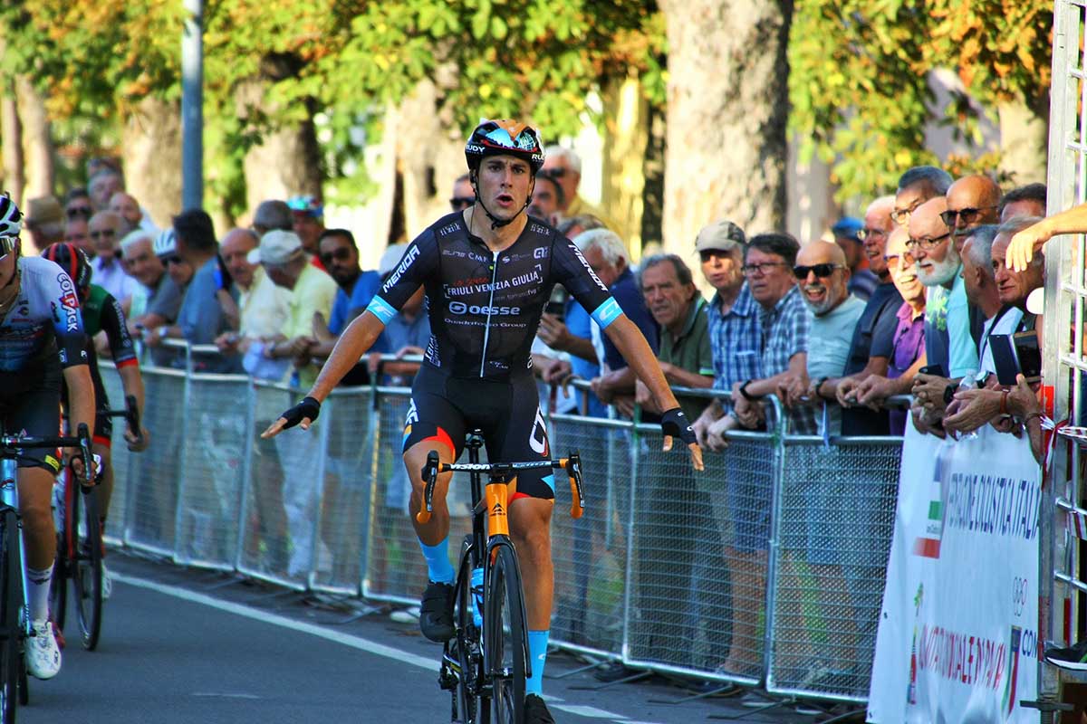 Nicolò Buratti vince a Rovescala