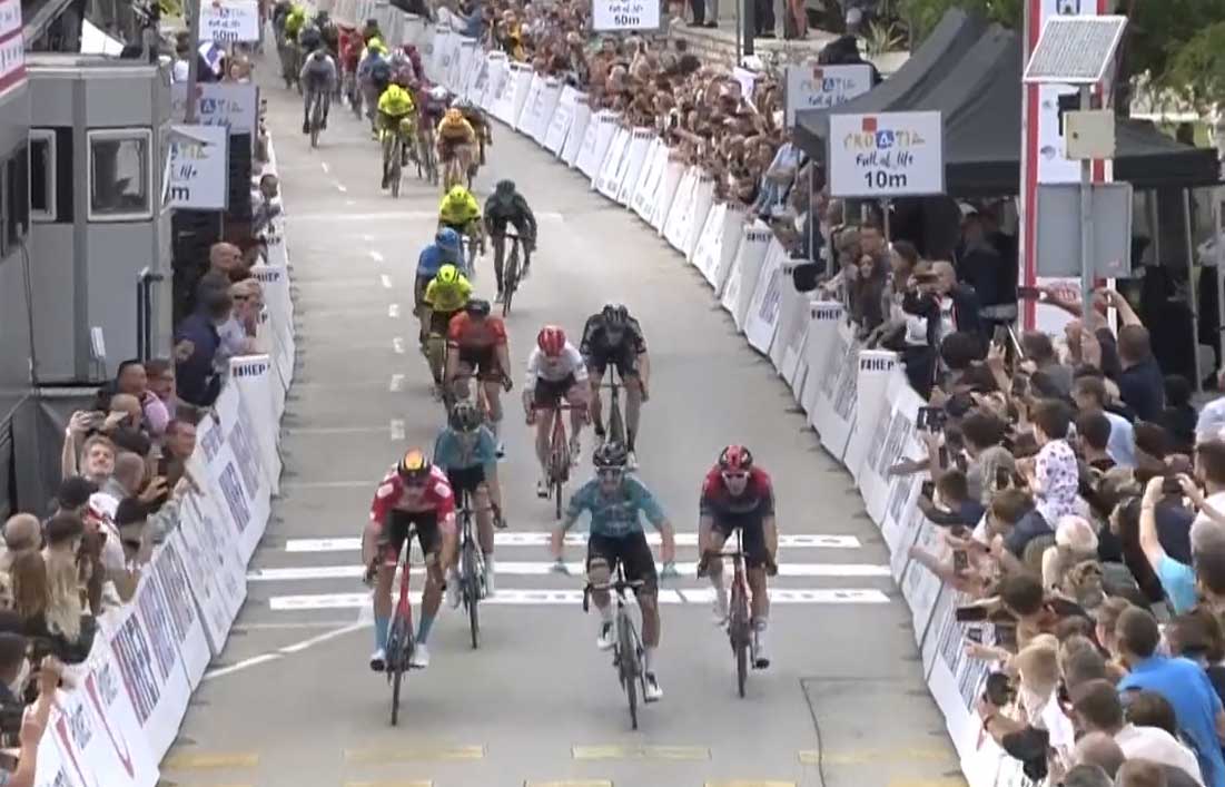 La volata della seconda tappa della CRO Race 2022