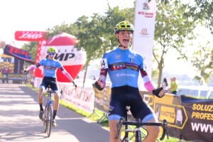 Tommaso Cafueri e Stefano Viezzi (DP66) tagliano il traguardo di Brugherio - credit Lisa Paletti