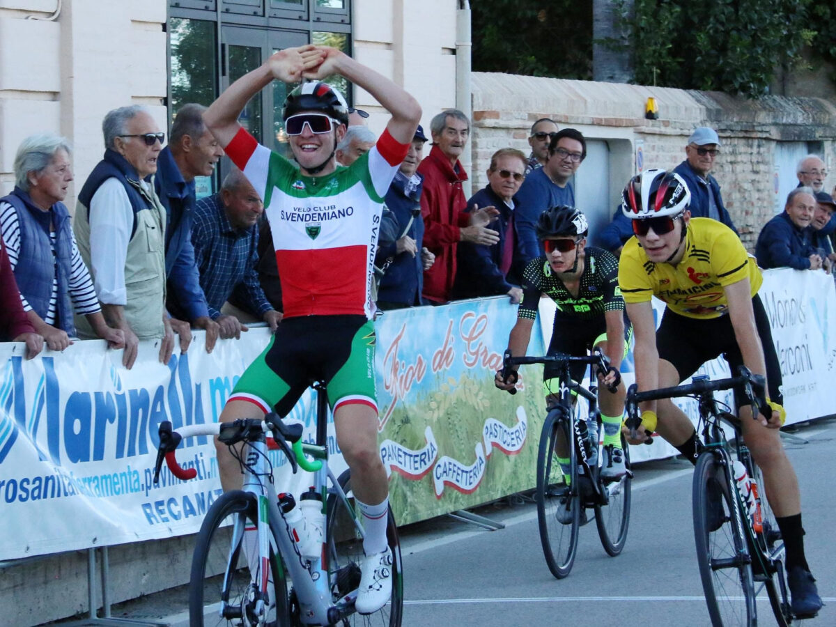 Filippo Cettolin vince la Sarnano - Recanati 2022