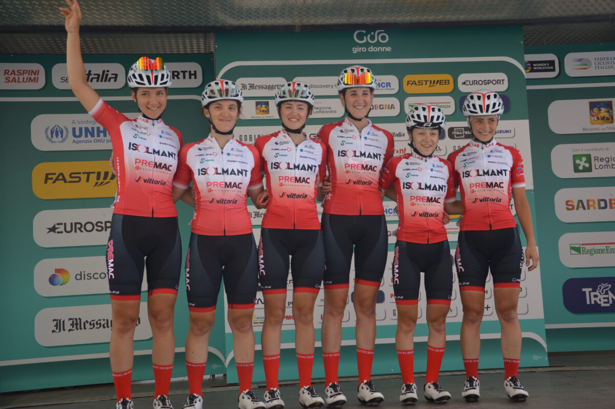 Isolmant Premac Vittoria al via del Giro Donne - Foto Flaviano Ossola