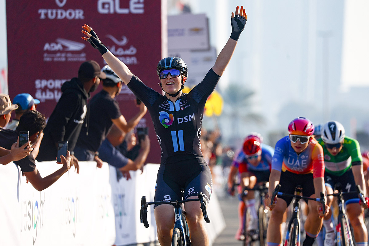 Charlotte Kool vince l'ultima tappa dell'UAE Tour Women - credit Spint Cycling Agency