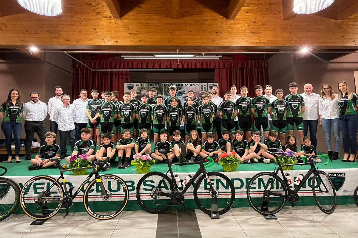 Le formazioni del Velo Club San Vendemiano - credit Photors