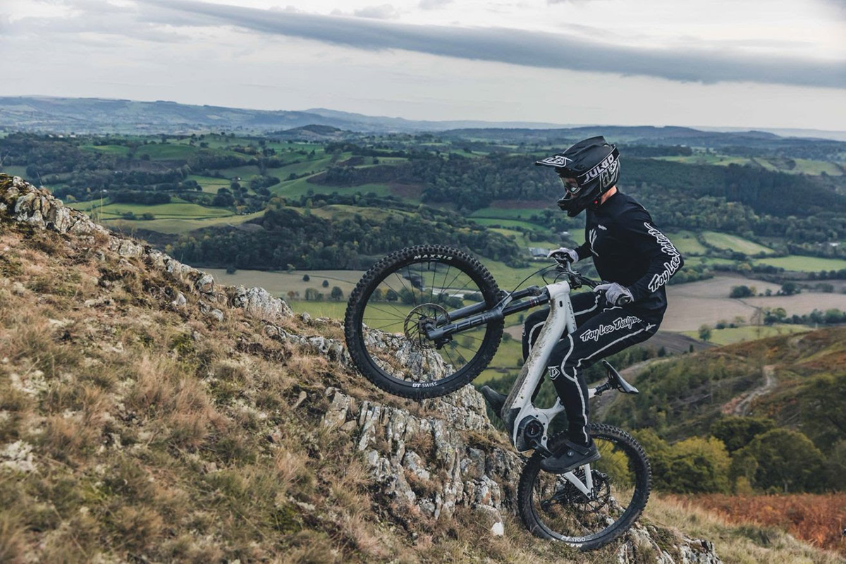 Whyte entra nel mercato italiano delle e-bike