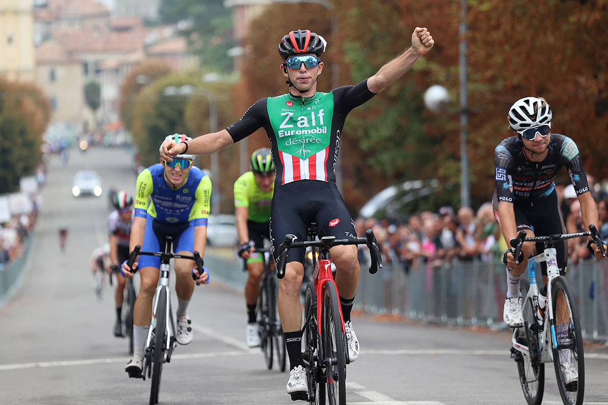Davide De Pretto vince il Gran Premio Colli Rovescalesi - credit Photors.it