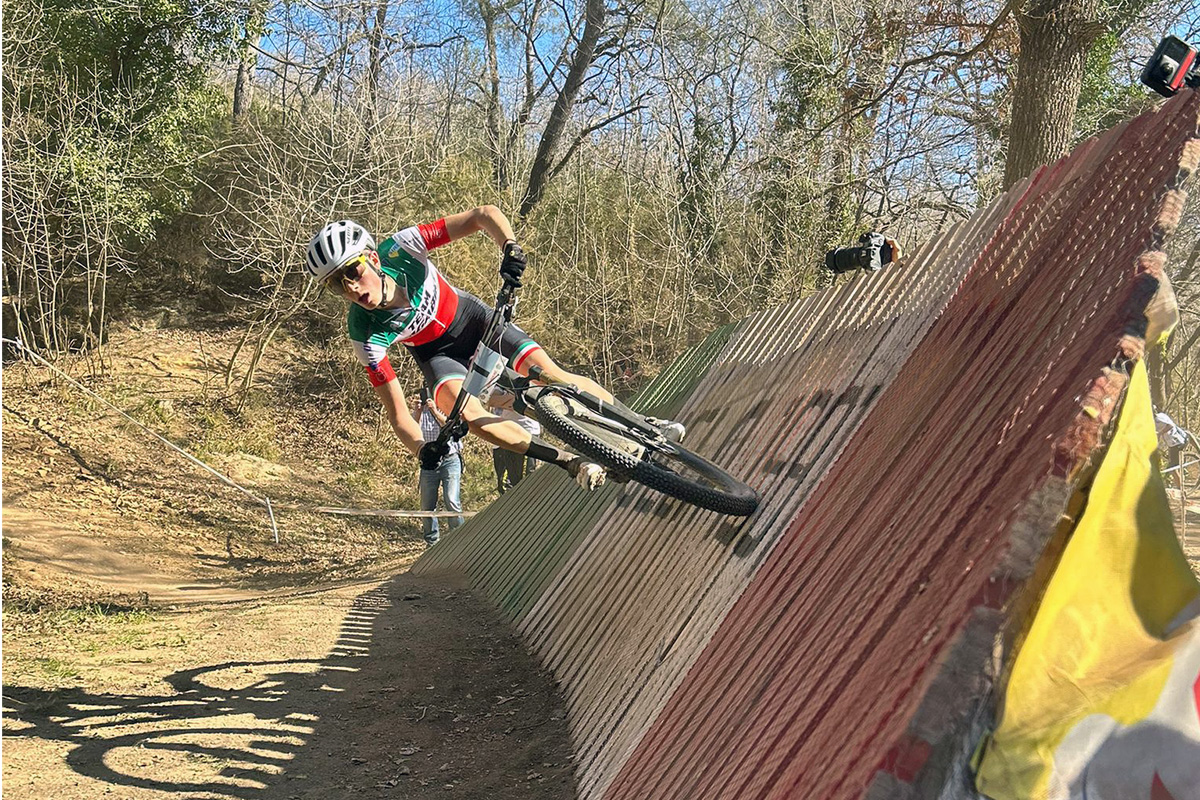 Elia Rial Gagabike Team