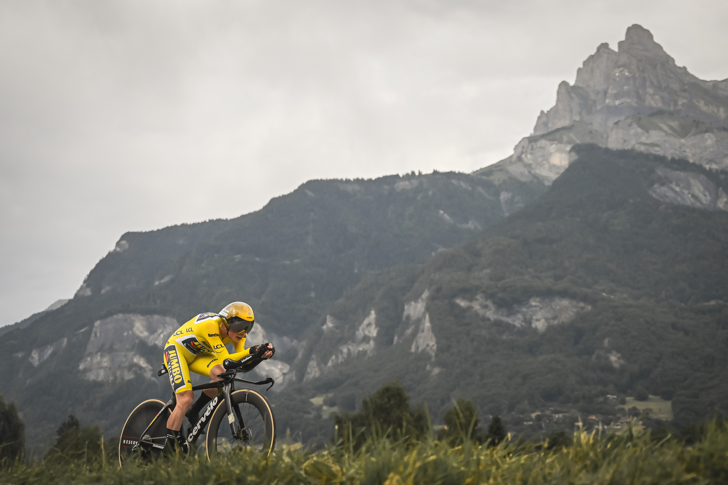 Jonas Vingegaard vince la cronometro di Combloux - credit A.S.O. Pauline_Ballet