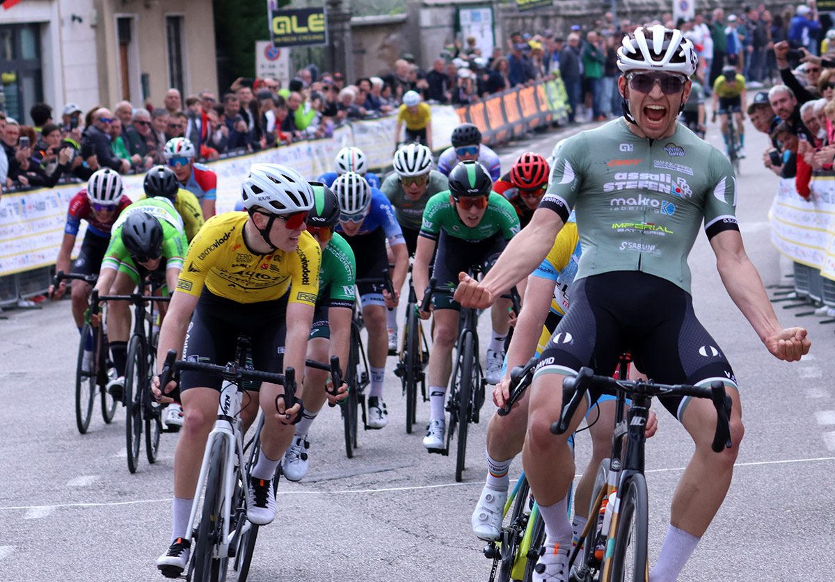 Thomas Capra (Assali Stefen Makro) vince allo sprint il 1° Memorial Rebellin - credit Photobicicailotto