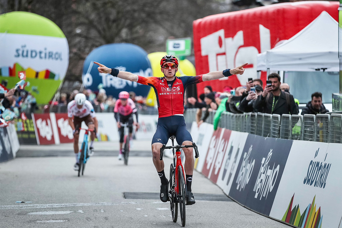 Tao Geoghegan Hart vince la prima tappa del Tour of the Alps 2023 - credit Tour of the Alps