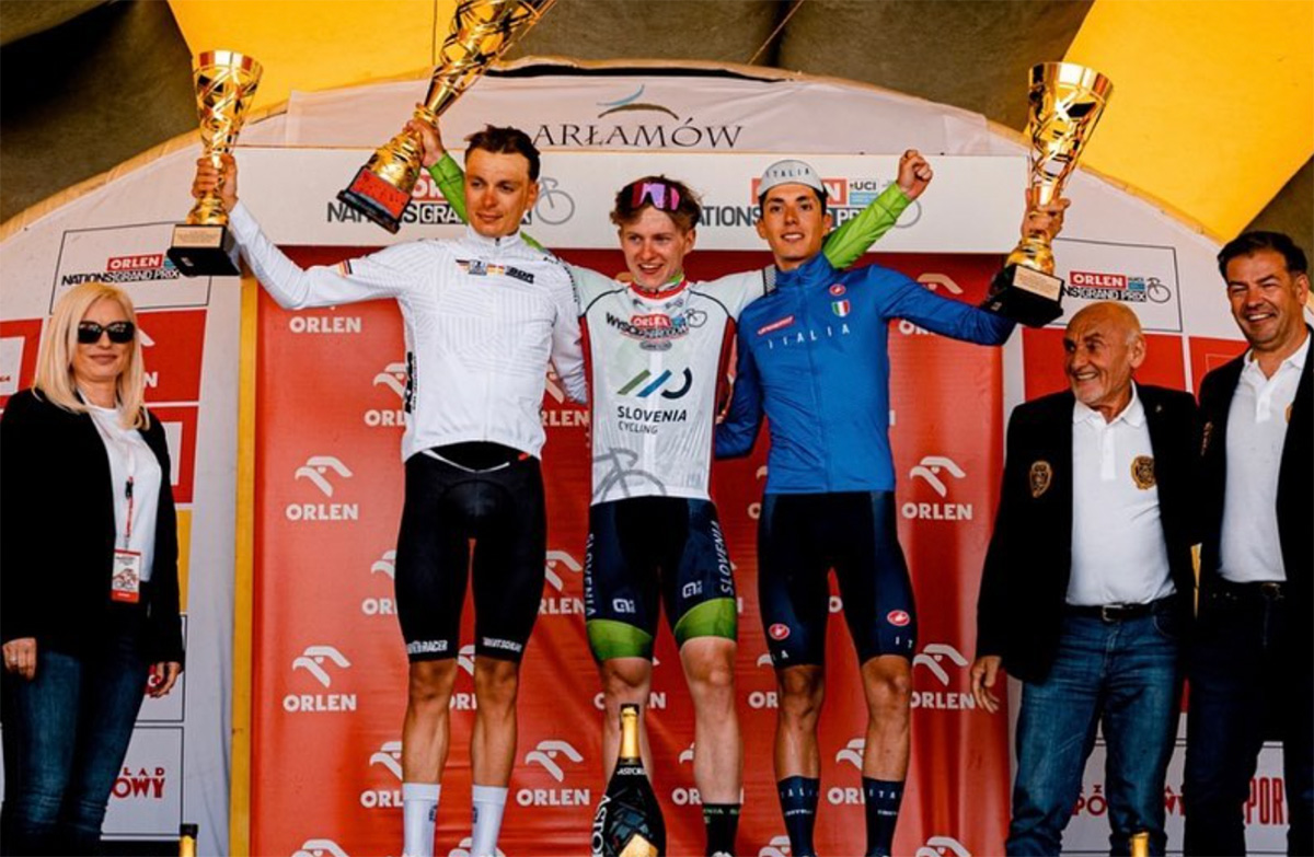 Davide Piganzoli sul podio dell'Orlen Nations Grand Prix