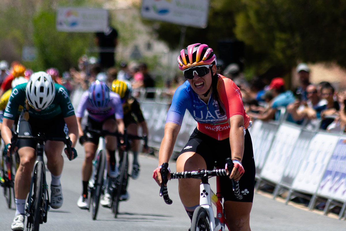 Linda Zanetti seconda nella prima tappa della Vuelta a Andalucia