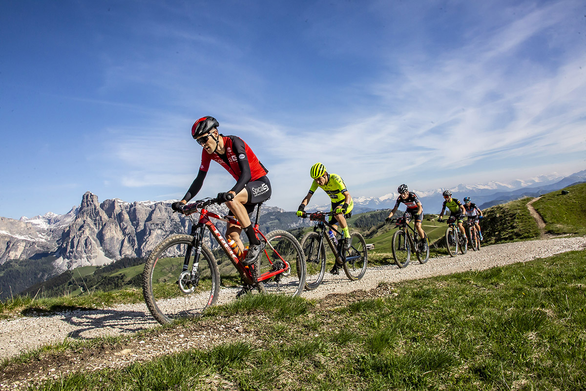 BMW HERO Südtirol Dolomites - credit Freddy Planinschek