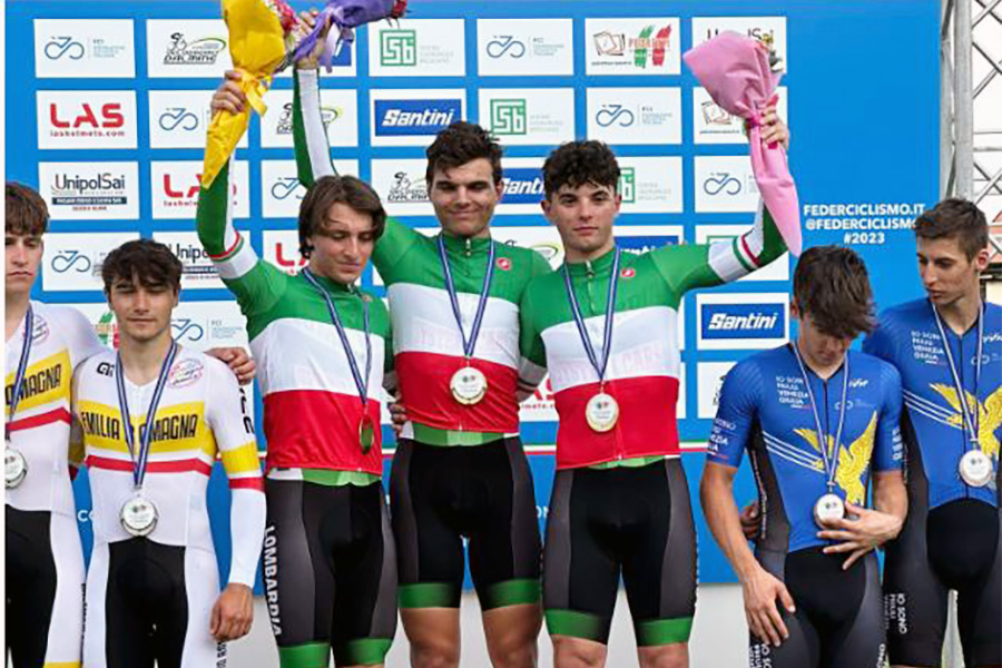 Italiani Juniores su pista. Il terzetto della Lombardia vincitore della velocità a squadre - credit Federciclismo Lombardia