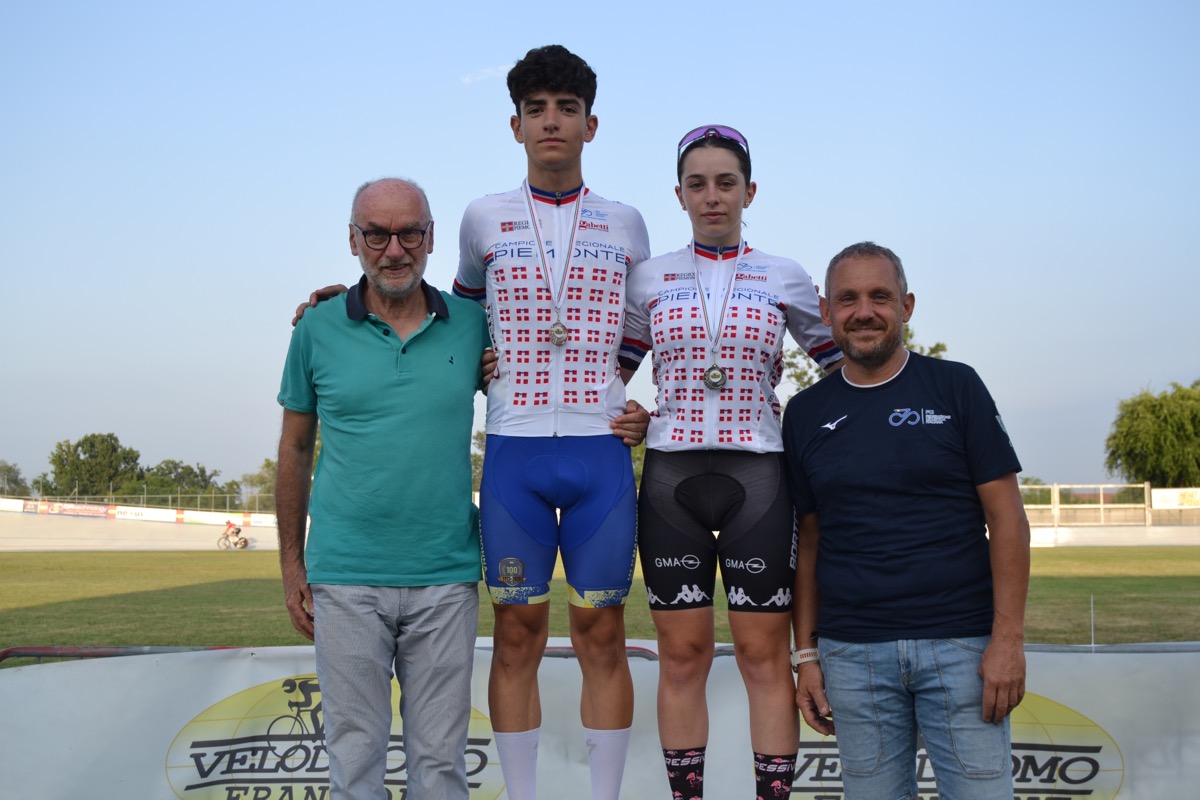 Gregorio Acquaviva e Camilla Bezzone sul podio dei campionati regionali piemontesi su pista