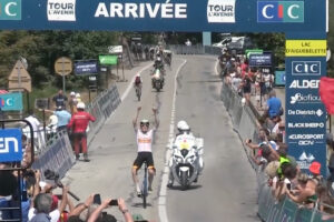 Ivan Romeo vince la quinta tappa del Tour de l'Avenir; terzo Francesco Busatto