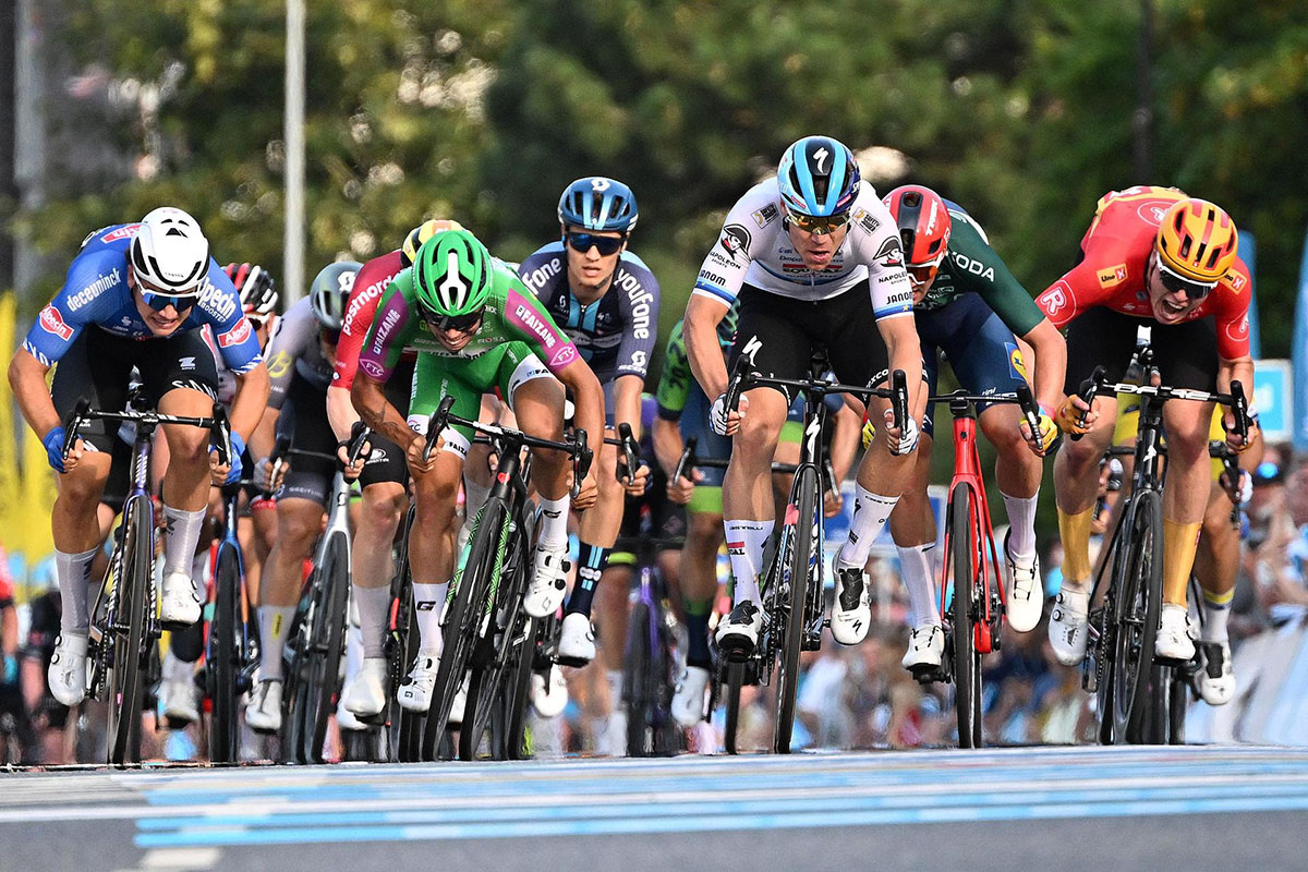 Luca Colnaghi terzo nella quarta tappa della PostNord Danmark Rundt - redits Green Project Bardiani - CSF Faizanè & Sprint Cycling