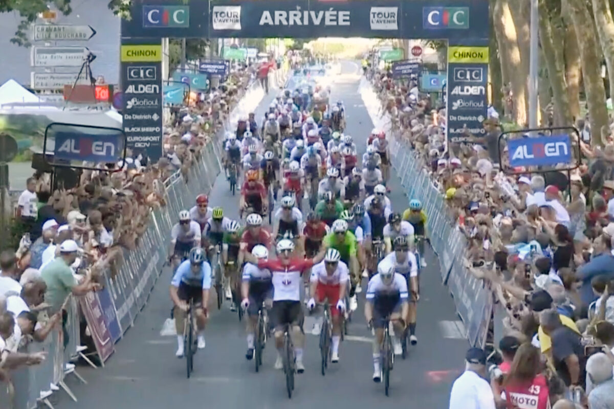 Riley Pickrell vince la seconda tappa del Tour de l'Avenir