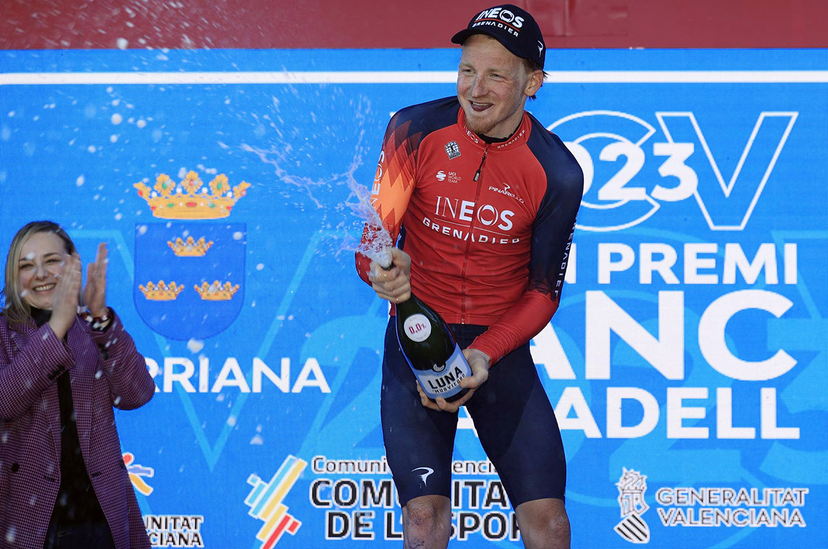 Tao Geoghegan Hart passa alla Lidl-Trek