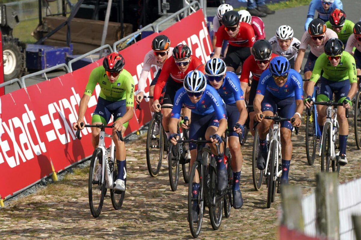 un momento della gara di Drenthe 2023 vinta da Anze Ravbar - credit Sprint Cycling Agency