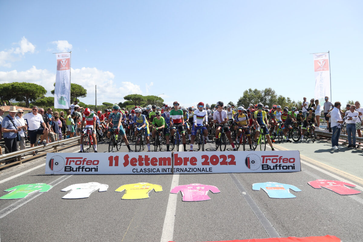 La partenza del Trofeo Buffoni 2022 - credit Roberto Fruzzetti