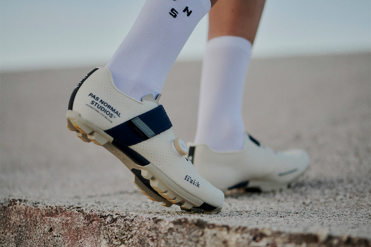 fizik e Pas Normal Studios ridisegnano la scarpa Ferox Carbon