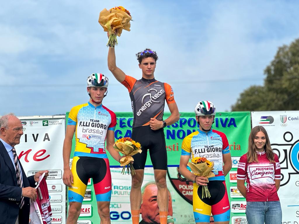 Alessandro Perracchione sul podio di Camignone - foto Amaglio