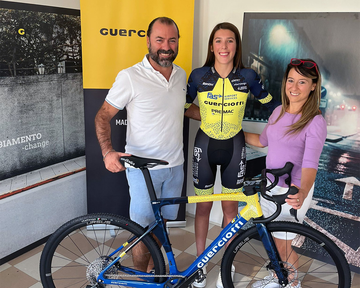 Valentina Corvi con la nuova maglia della FAS Airport Services – Guerciotti – Premac
