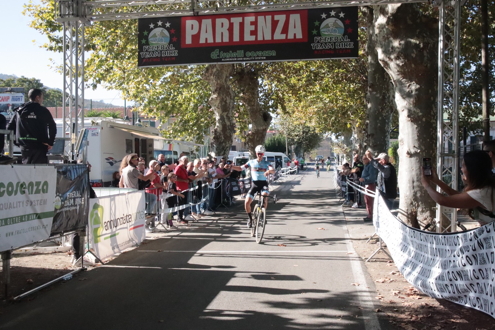 Trofeo Federal Cross 30102022 il trionfo di Vittorio Carrer nella gara under 23-élite