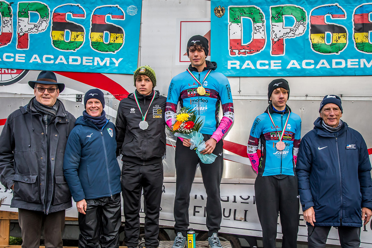 Ettore Fabbro sul podio dell'8° GP del Friuli Venezia Giulia - credit Alessandro Billiani