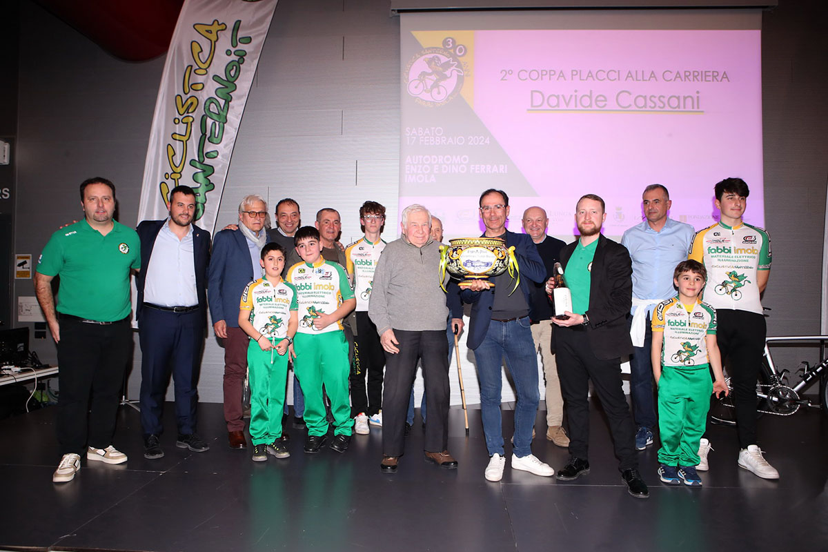 Davide Cassani alla presentazione della Ciclistica Santerno Fabbi Imola