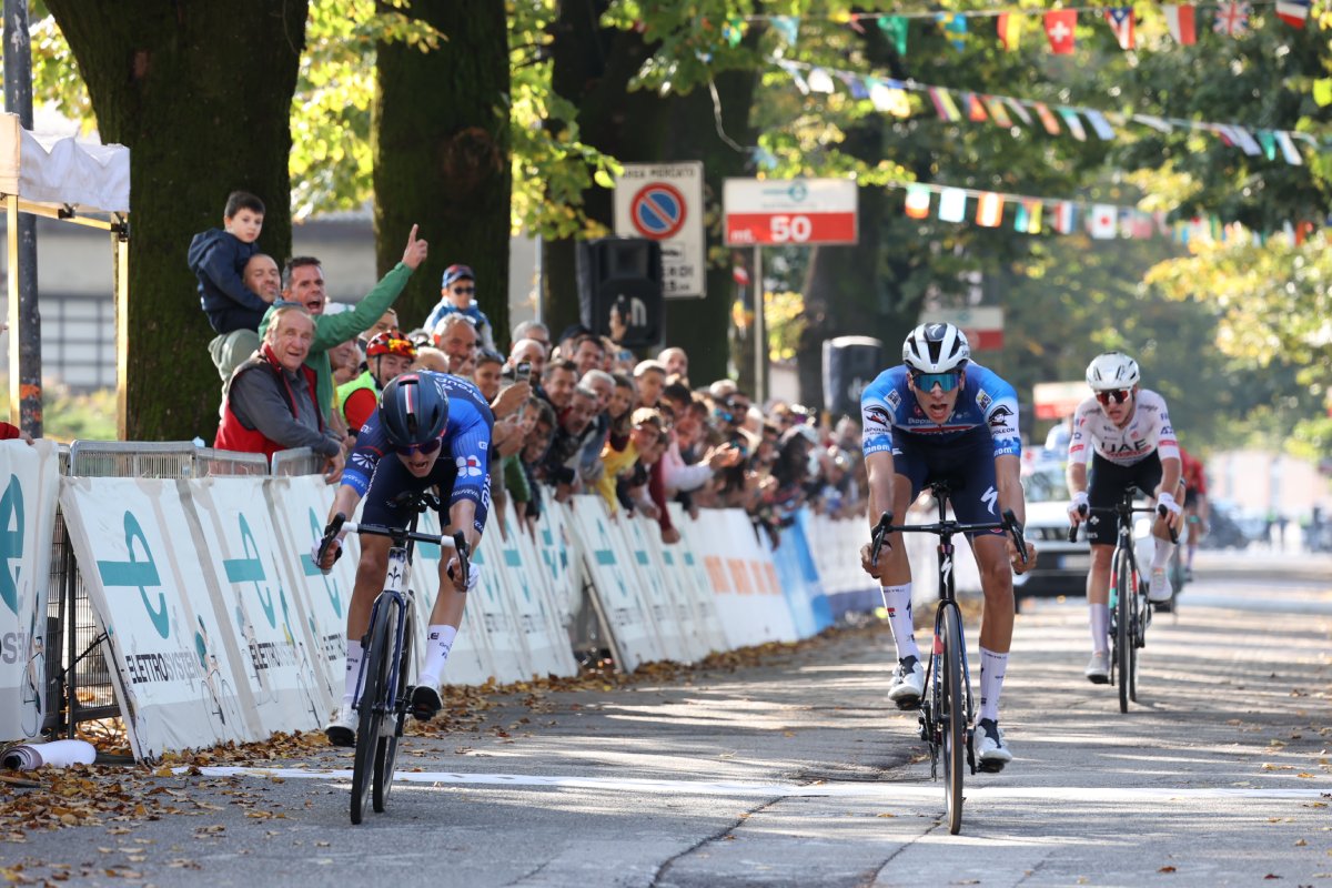 Brieuc Rolland vince al fotofinish Il Lombardia U23 2024 - credit Viganò