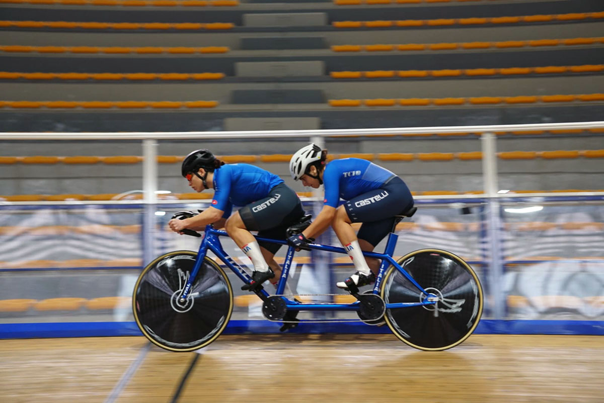 Il tandem composto da Chiara Colombo ed Elena Bissolati, che sono state selezionate per i mondiali di paraciclismo su pista di Rio de Janeiro