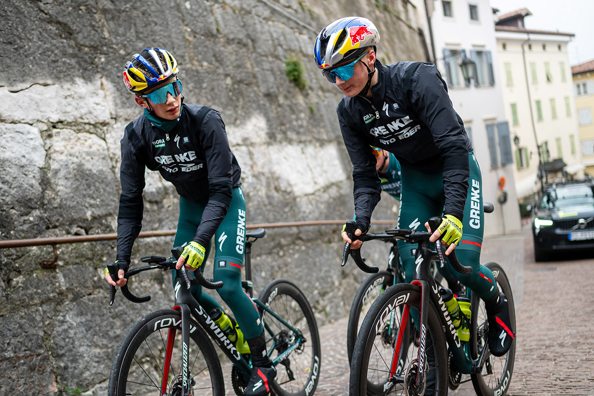 Red bull JUNIOR BROTHERS - credit Joerg Mitter - Red Bull Content Pool