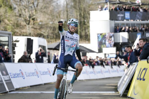 Santiago Buitrago vince la quarta tappa della Paris - Nice 2024 - credit A.S.O._Billy_Ceusters