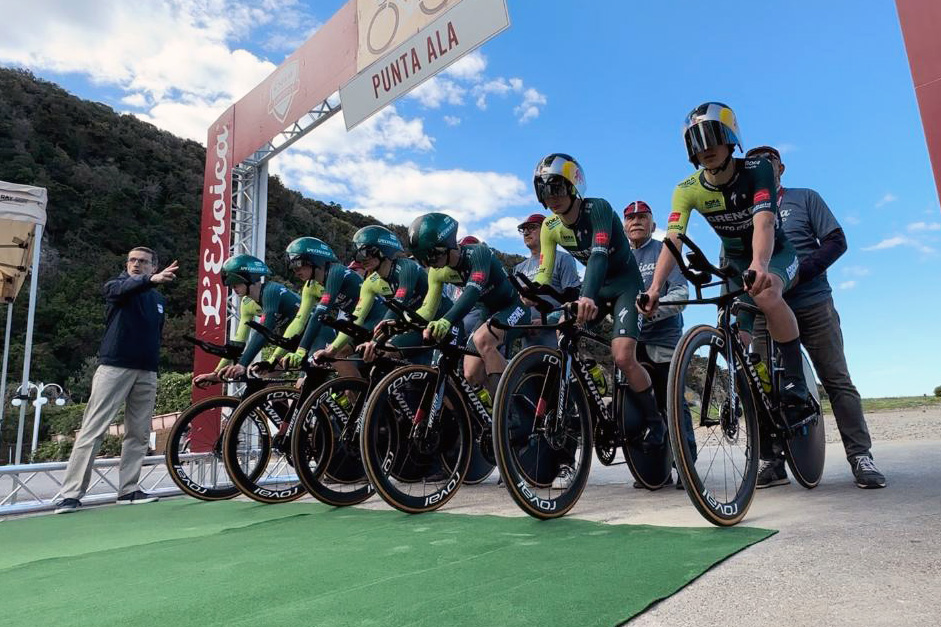 Team Grenke Auto Eder al via dell'Eroica Juniores 2024