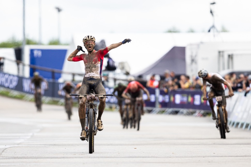L'U23 Riley Amos vince lo short track di Coppa del Mondo a Nove Mesto - credit Michal Cerveny
