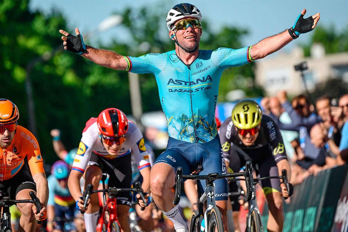 Mark Cavendish vince la 2° tappa del Tour de Hongrie - credit Sprint Cycling Agency