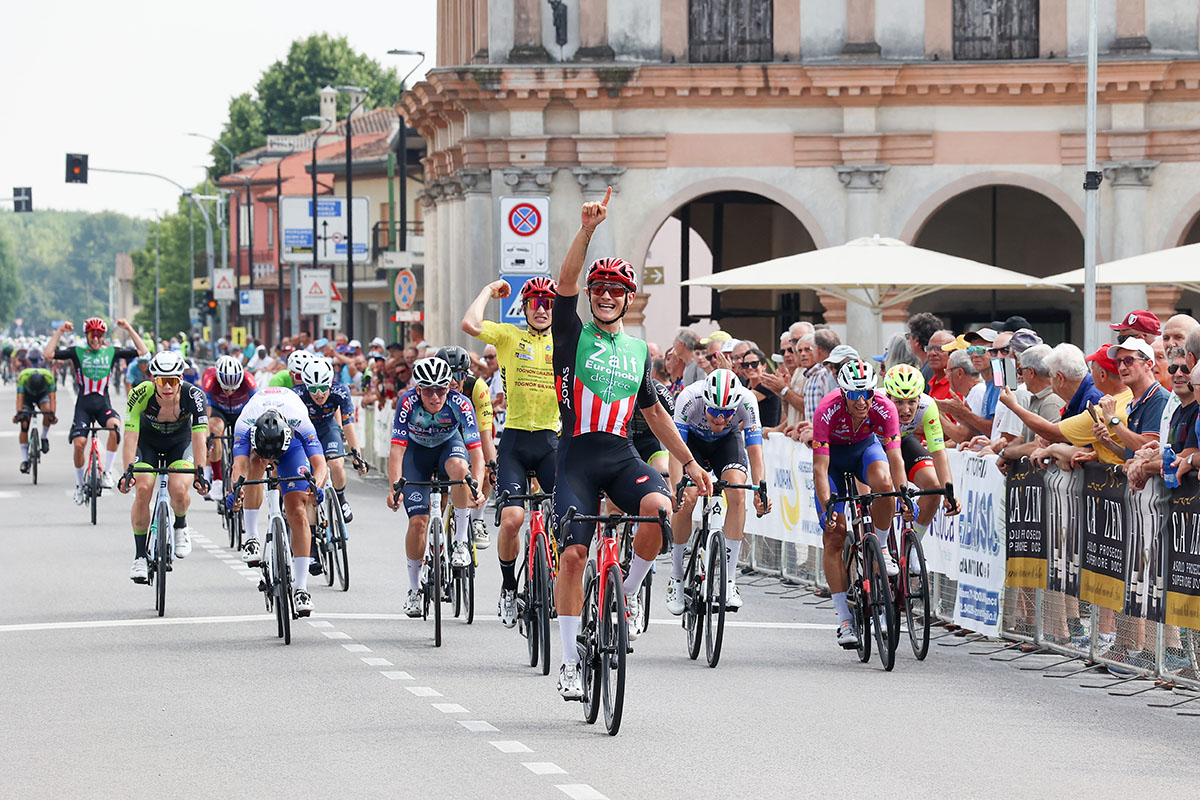 Lorenzo Ursella (Zalf) vince la quarta tappa del Giro Veneto - credit Rodella