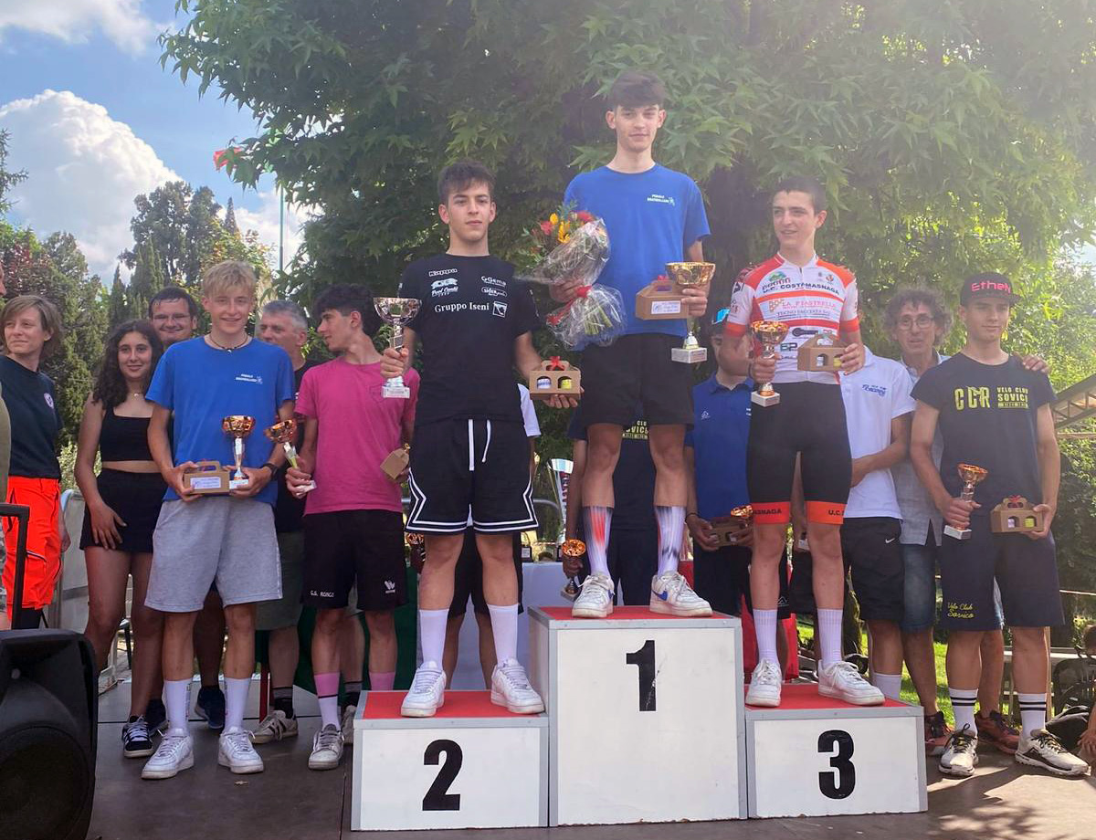Cristian Mazzoleni sul podio del Memorial Paolo Riva