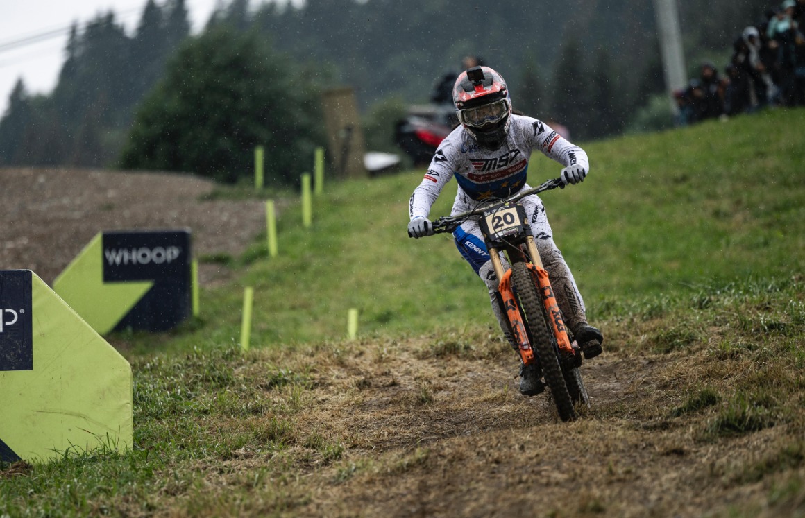 Eleonora Farina vince la prova di Downhill di Les Gets - credit Innes Graham