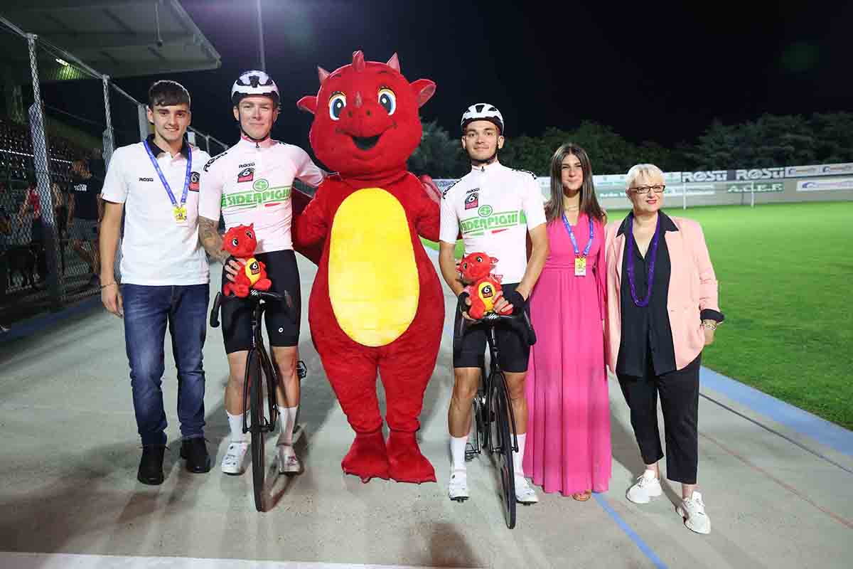 Gonov e Smirnov, al comando della 6 Giorni delle Rose