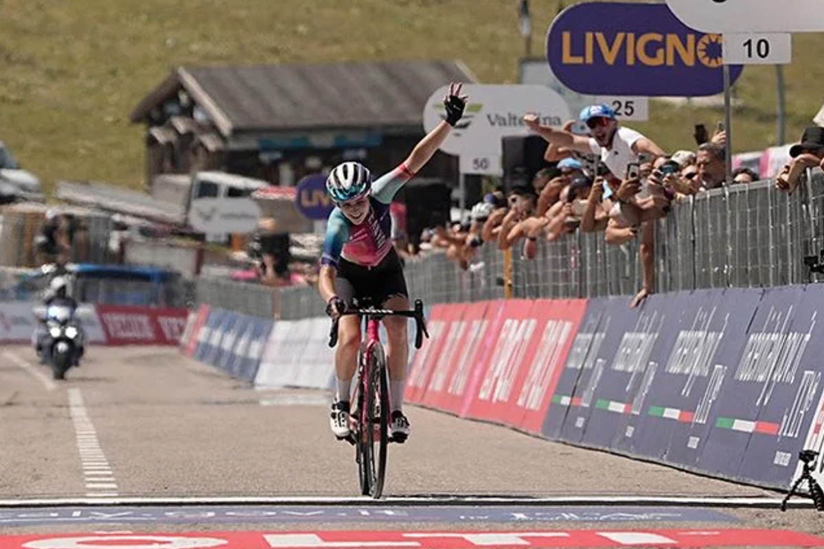 Neve Bradbury vince la settima tappa del Giro d'Italia Women con arrivo al Blockhaus - credit LaPresse