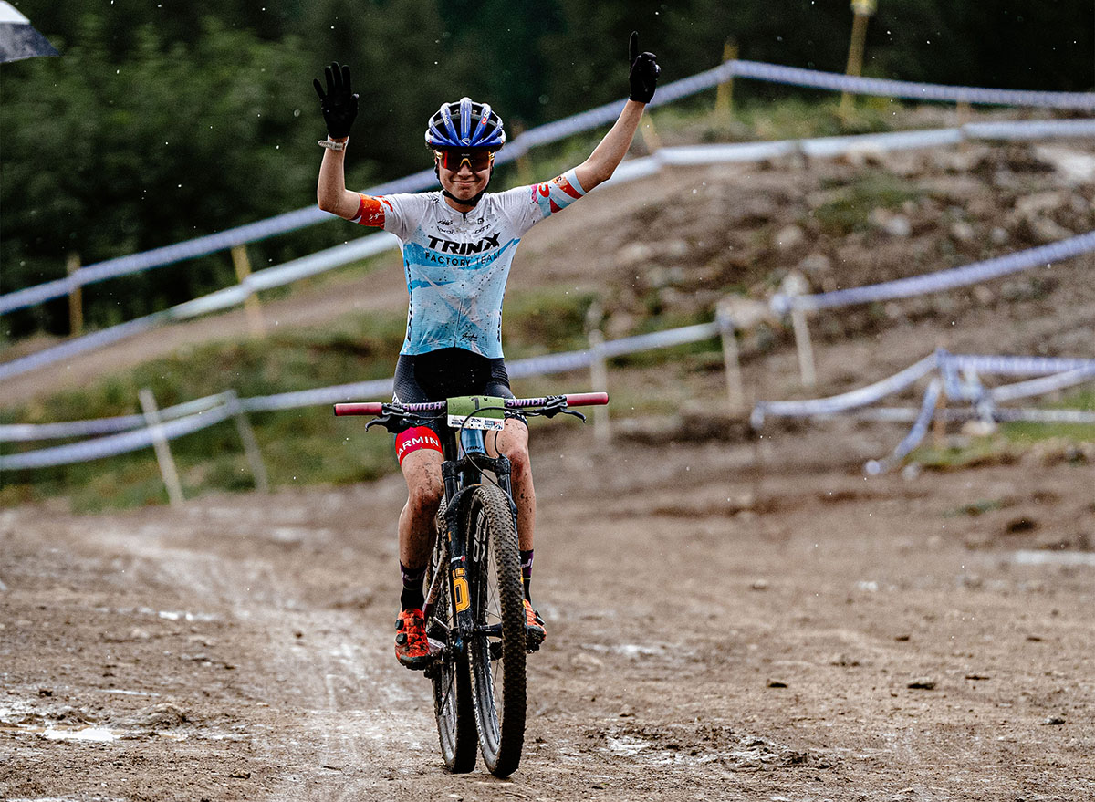 Olivia Onesti (Trinx Factory Team) vincitrice di tutte le tre prove della French Cup di Puy - credit noammeresse