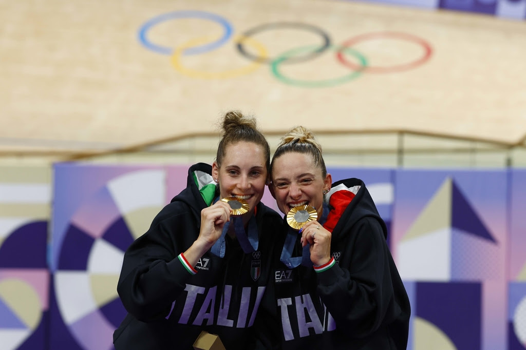 Chiara Consonni e Vittoria Guazzini campionesse olimpiche nella Madison a Parigi 2024 - credit Sprint Cycling Agency