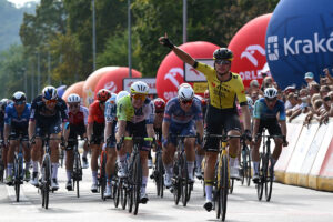 Olav Kooij (Team Visma Lease a Bike) vince l'ultima tappa del Tour de Pologne 2024