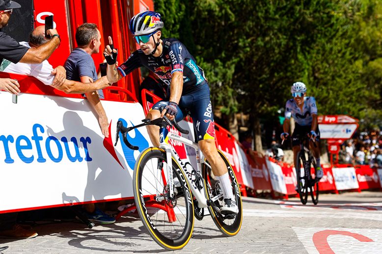 Primoz Roglic vince la tappa 8 della Vuelta - credit Sprint Cycling Agency