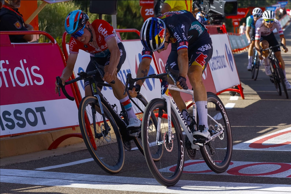 Primoz Roglic vince a Pico Villuercas il primo arrivo in salita della Vuelta a Espana - CREDIT Sprint Cycling Agency