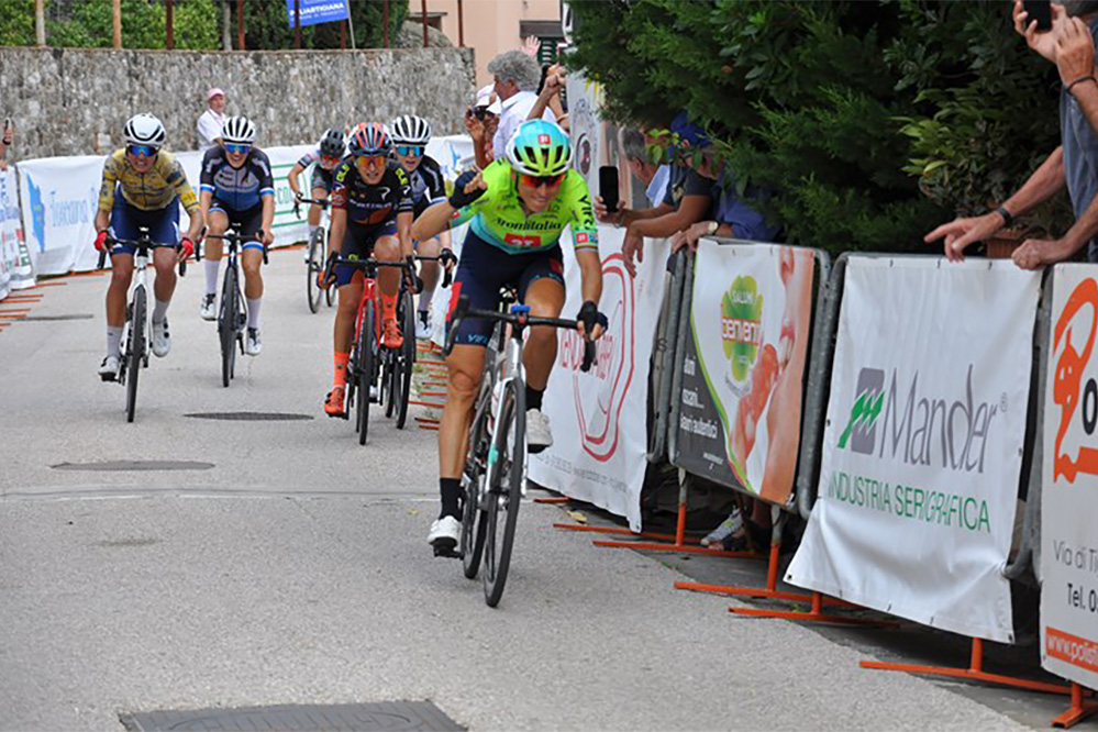 Rasa Leleivyte, che ha vinto a Serravalle Pistoiese la prima tappa in linea del Giro della Toscana Femminile