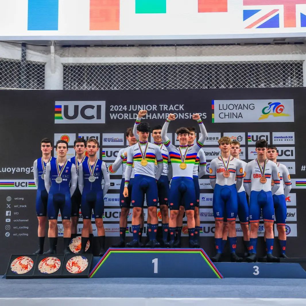 Mondiali pista juniores. Oro e primato del mondo per l'inseguimento a squadre maschile - credit Junior Track World Championships