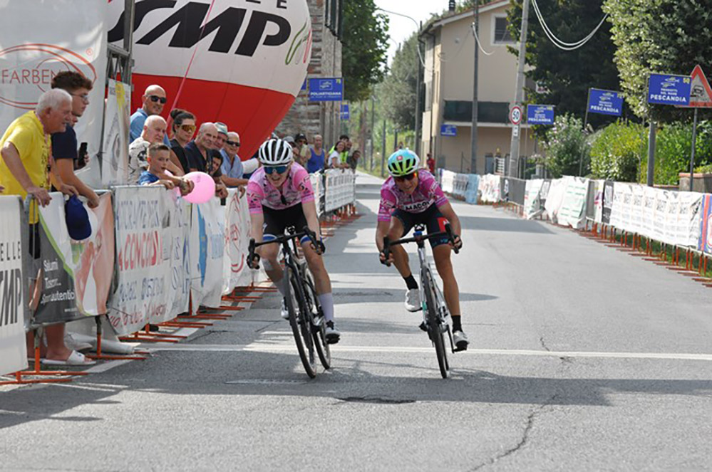 Margot Vanpachtenbeke vince la seconda tappa del Giro di Toscana Femminile 2024